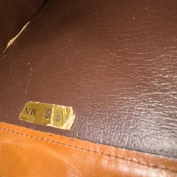 CHANEL Tan Quilted lambskin Shoulder Bag Vintage